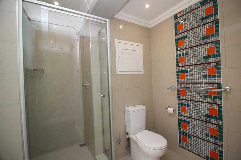 8 Bedroom Property for Sale in Reebok Western Cape
